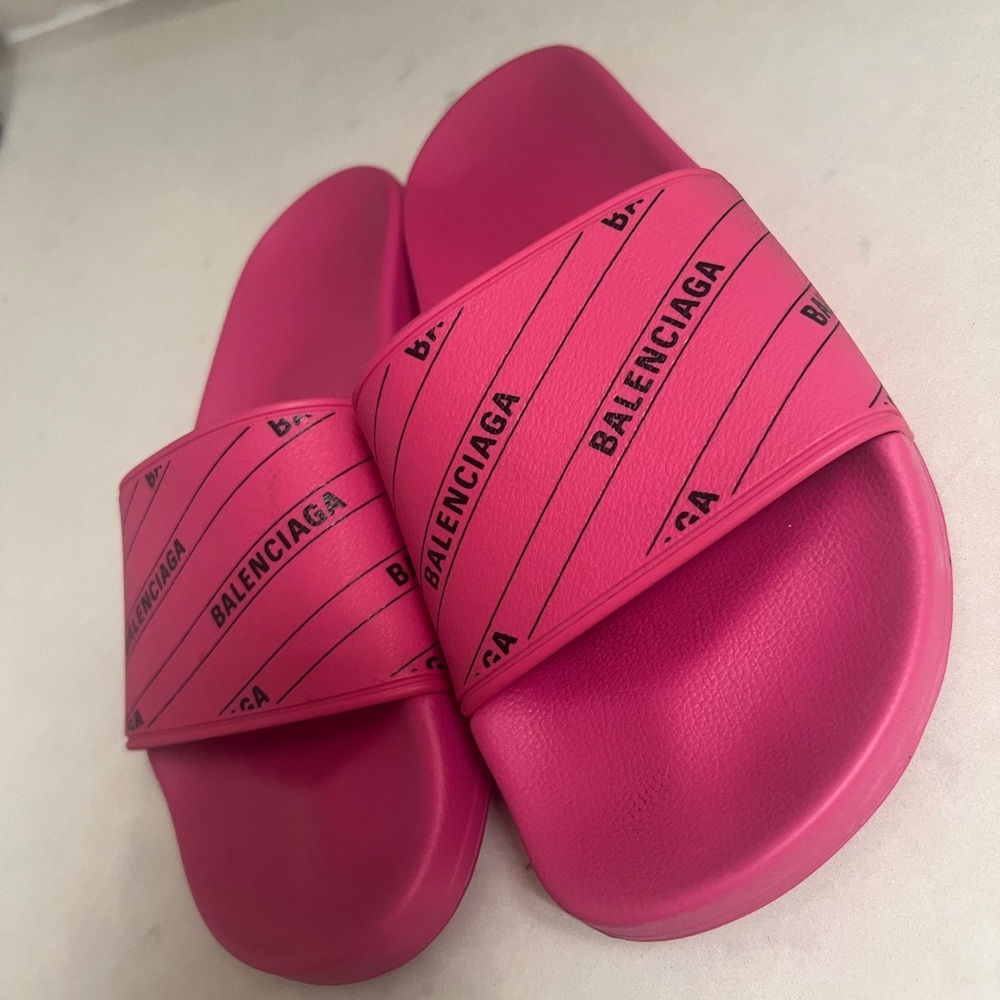 Balenciaga Vibrant Pink Logo Slides - Picture 8 of 10
